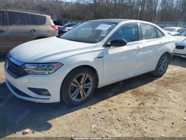 Volkswagen Jetta 2020 — photo 2