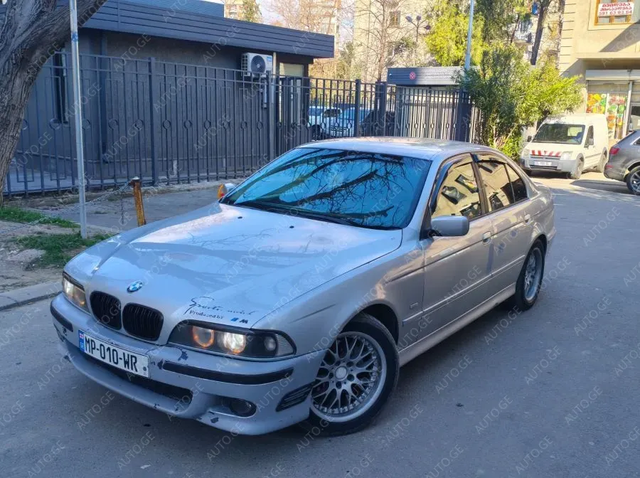 BMW 530 2001 — photo 2