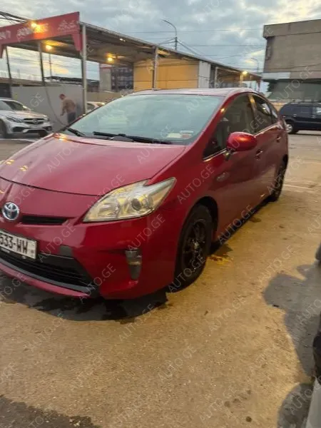 Toyota Prius V
