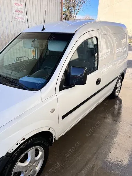 Opel Combo 2005 — photo 2