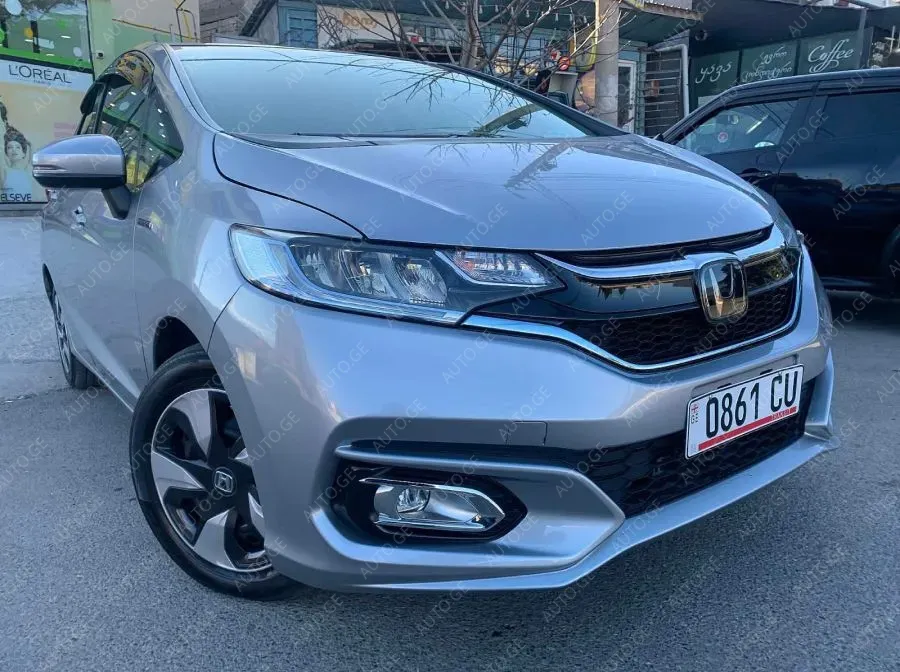 Honda Fit 2018 — photo 2