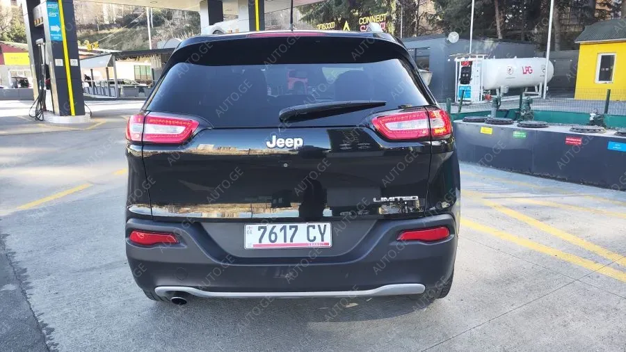 Jeep Cherokee 2015 — photo 2
