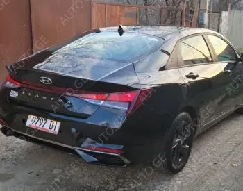 Hyundai Elantra 2023 — photo 2