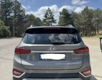 Hyundai Santa Fe 2019 — photo 2