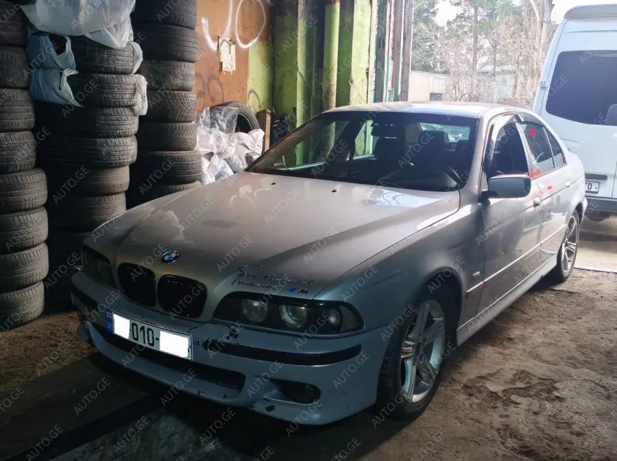 BMW 530 2001 — photo 2