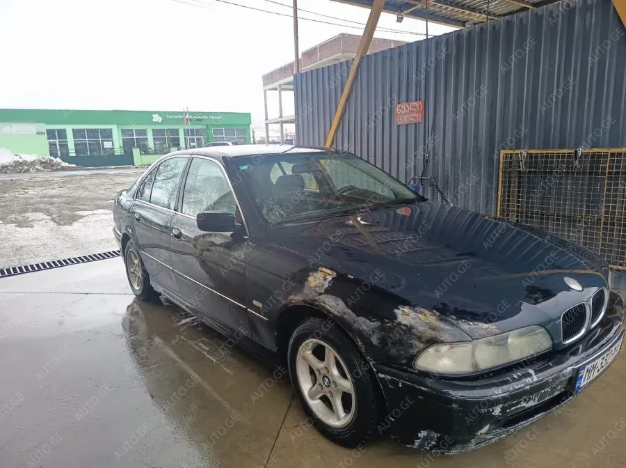 BMW 525 2000 — photo 2