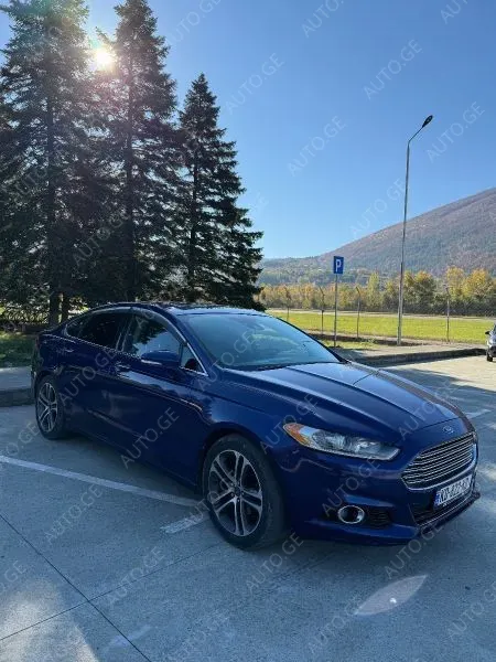 Ford Fusion 2012 — photo 2