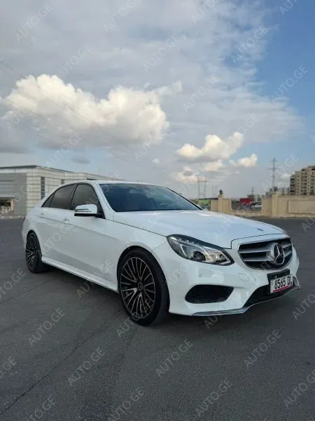 Mercedes-Benz E-350C 2016 — photo 2