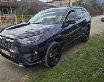 Toyota RAV4 2021 — photo 2