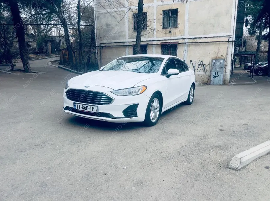 Ford Fusion 2019 — photo 2