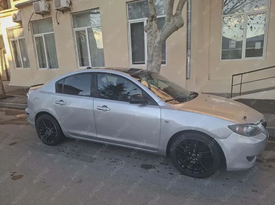 Mazda Mazda3 2007 — photo 2
