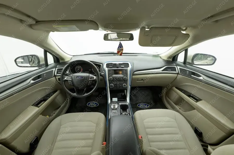 Ford Fusion 2017 — photo 2