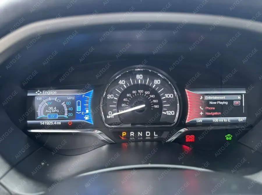 Lincoln MKZ 2015 — photo 2