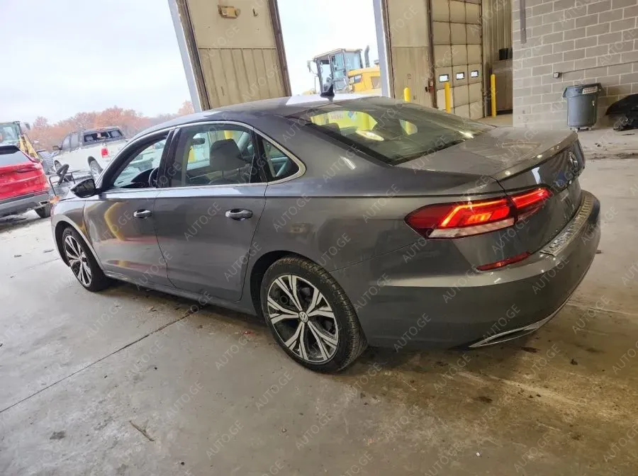 Volkswagen Passat 2021 — photo 2