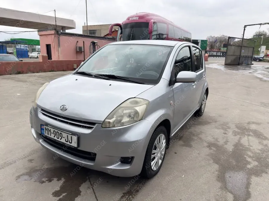 Daihatsu Sirion 2009 — photo 2