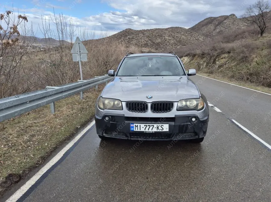 BMW X3 2004 — photo 2