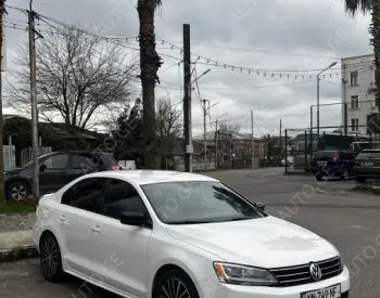 Volkswagen Jetta 2015 — photo 2