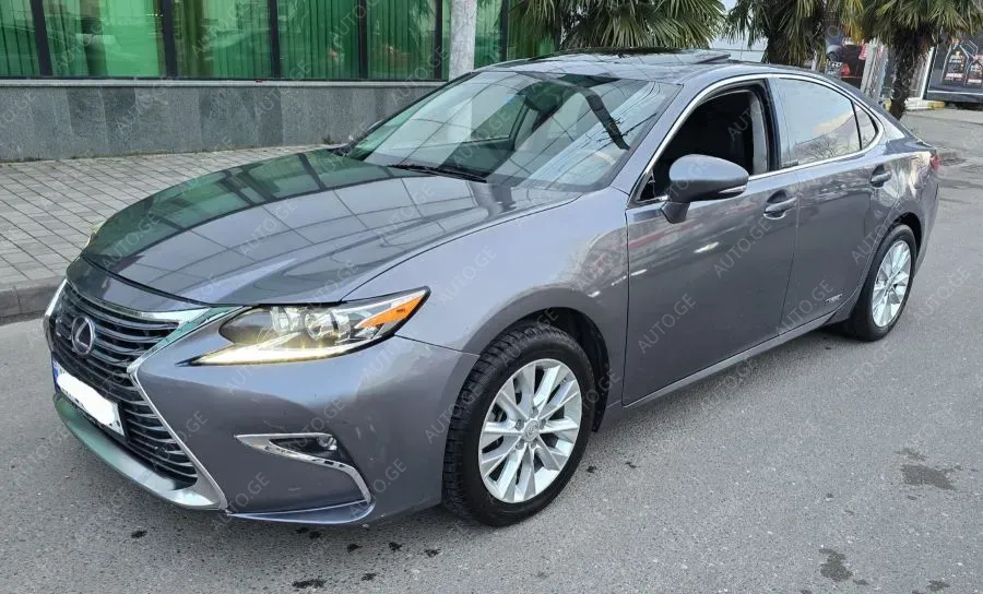 Lexus Es300 2013 — photo 2