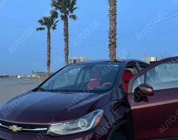 Chevrolet Trax 2017 — photo 2
