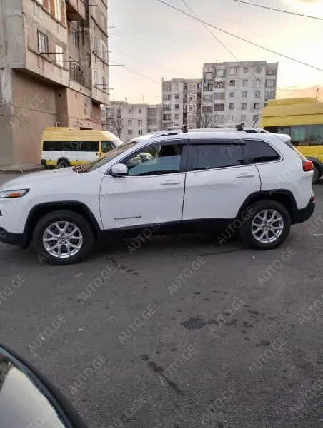 Jeep Cherokee 2013 — photo 2
