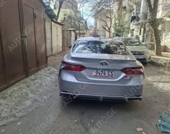 Toyota Camry 2023 — photo 2