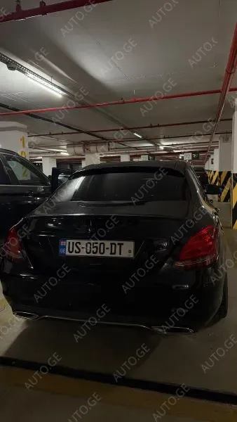 Mercedes-Benz C-300-Merc 2015 — photo 2