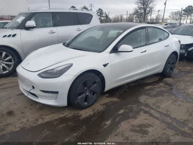 Tesla Model-3-Tesla 2023 — photo 2