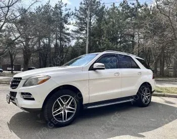 Mercedes-Benz Ml-350S 2015 — photo 2