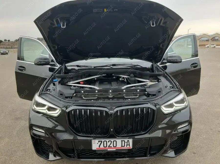 BMW X5 2020 — photo 2