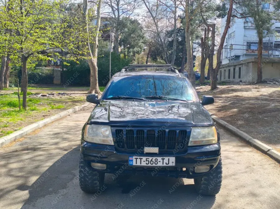 Jeep Cherokee