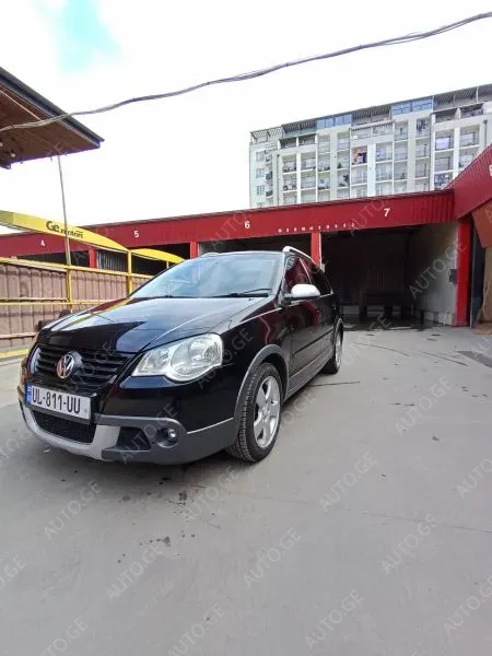 Volkswagen Polo 2006 — photo 2