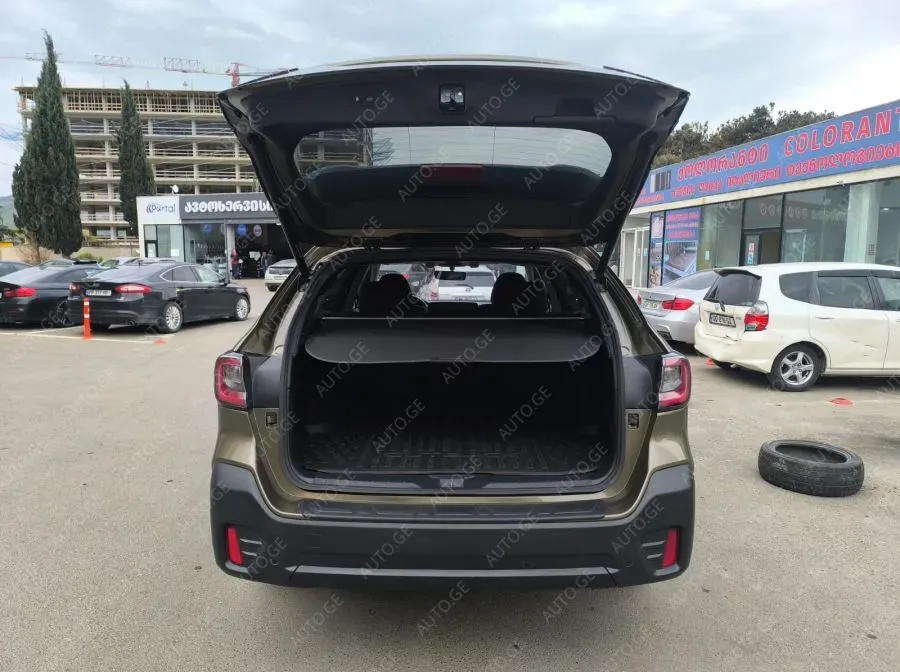 Subaru Outback 2021 — photo 2