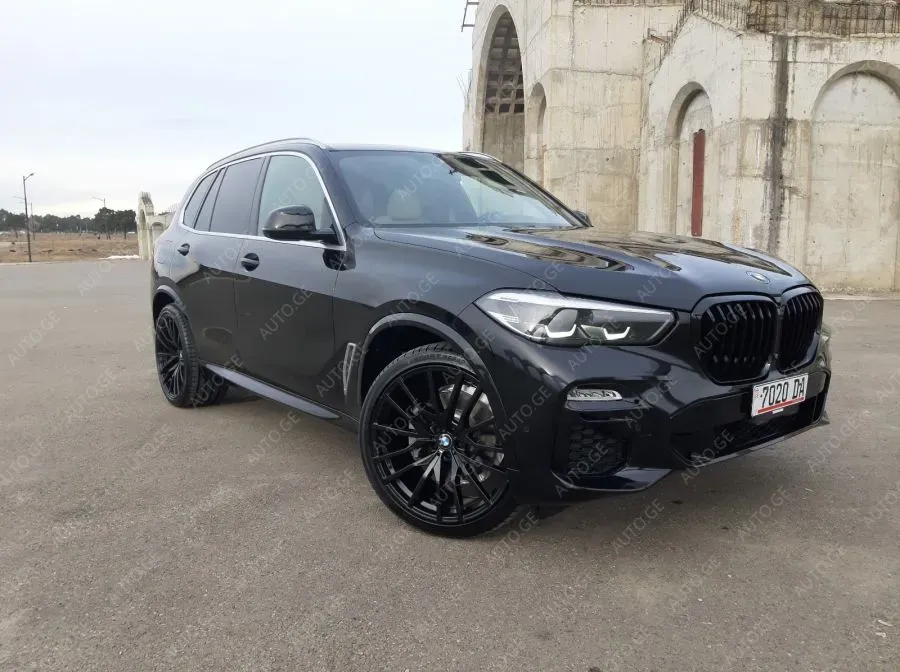 BMW X5 2020 — photo 2
