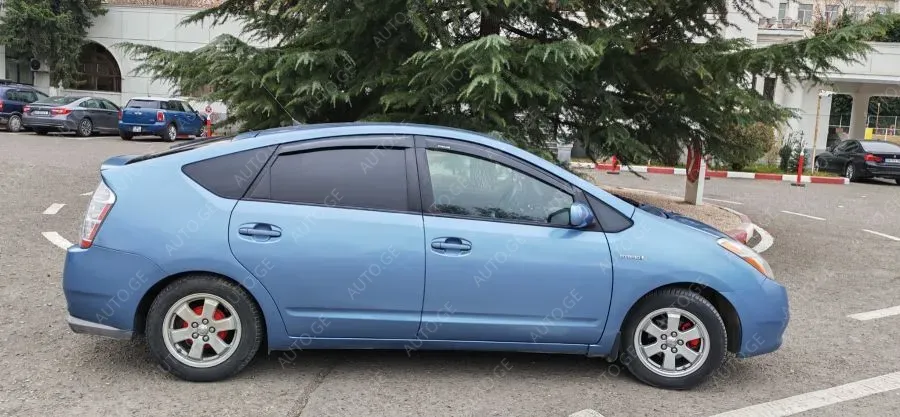 Toyota Prius Prime 2007 — photo 2