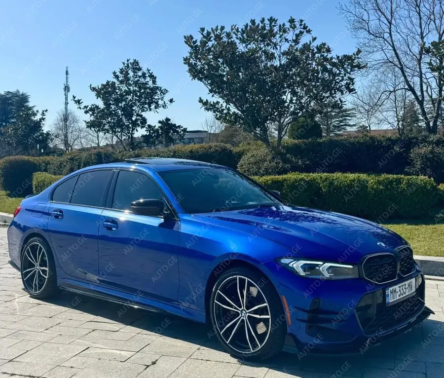 BMW 330 2023 — photo 2