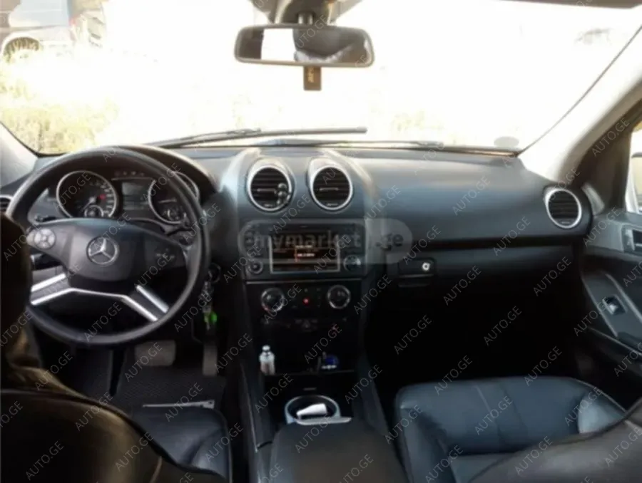 Mercedes-Benz Ml-350S 2010 — photo 2