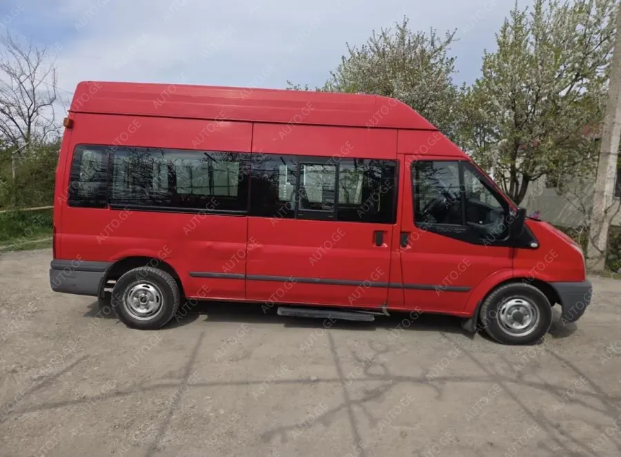 Ford Transit 2012 — photo 2