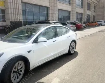 Tesla Model-3-Tesla 2021 — photo 2