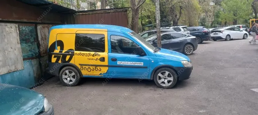 Opel Combo 2005 — photo 2