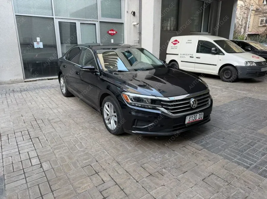 Volkswagen Passat 2020 — photo 2