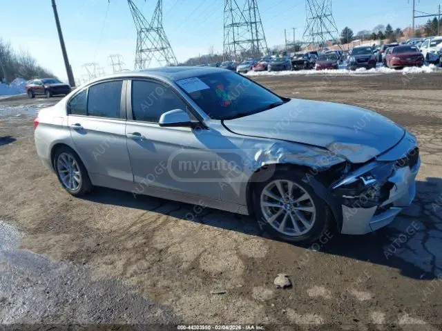 BMW 320 2016 — photo 2