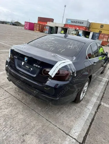 BMW 528 2015 — photo 2