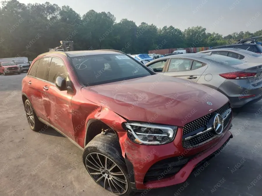 Mercedes-Benz 300-Glc 2020 — photo 2
