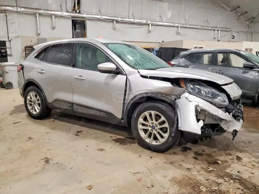 Ford Escape 2020 — photo 2