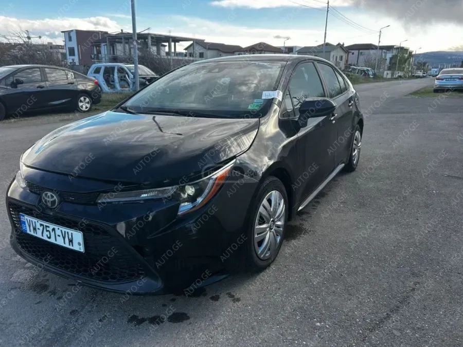 Toyota Corolla 2020 — photo 2