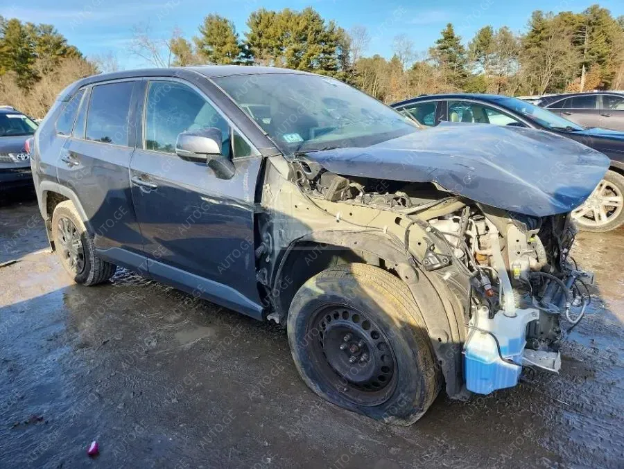 Toyota RAV4 2022 — photo 2