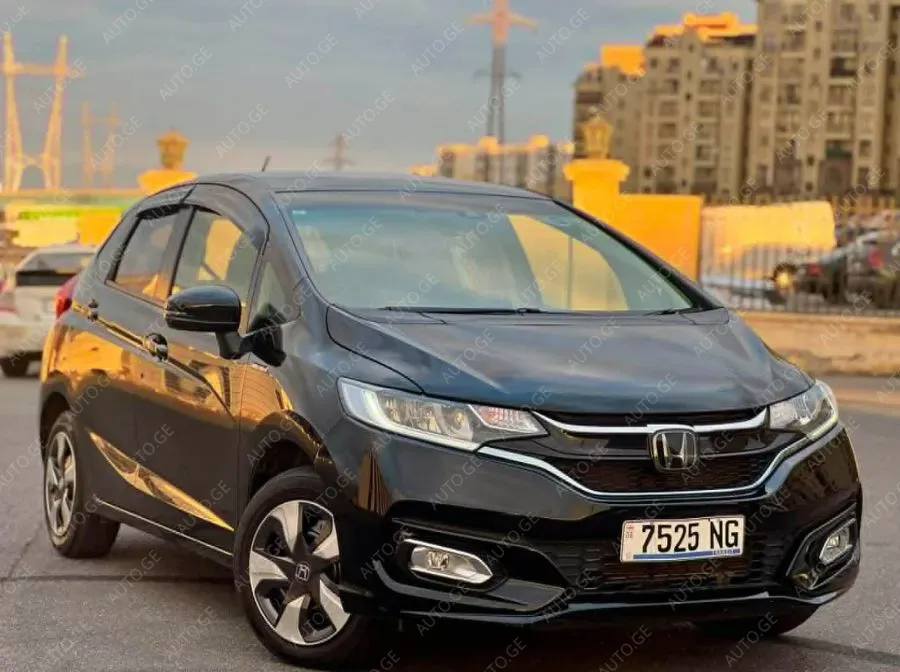 Honda Fit 2019 — photo 2