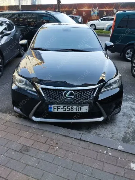 Lexus Ct-200H 2014 — photo 2