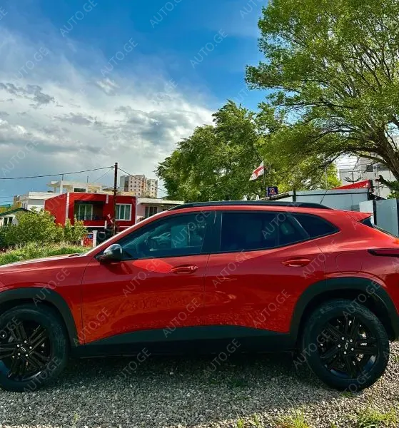 Chevrolet Trax 2024 — photo 2