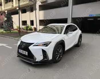 Lexus Ux250H 2018 — photo 2